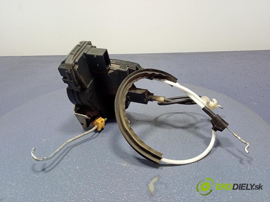 Saab 9-3 2008 zámek dveře Zad: v pravo: 12759698