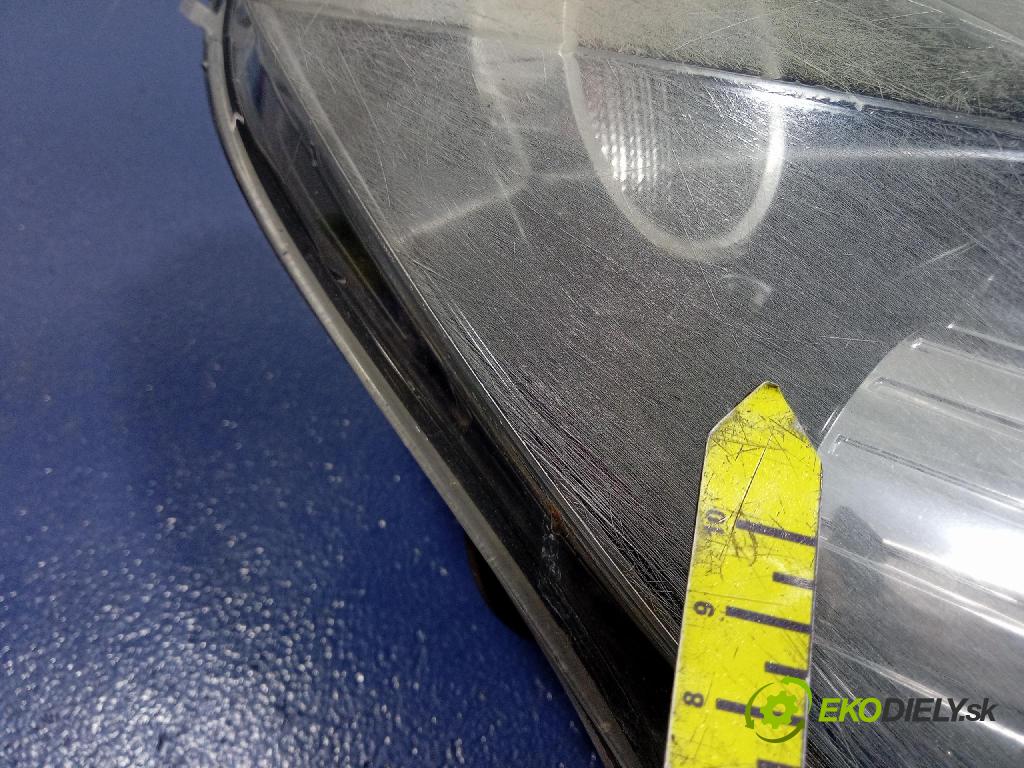 Opel Astra 2005 Reflektor: v pravo: 