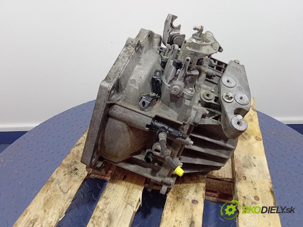 Opel Astra 2005 prevodovka Manualna M32