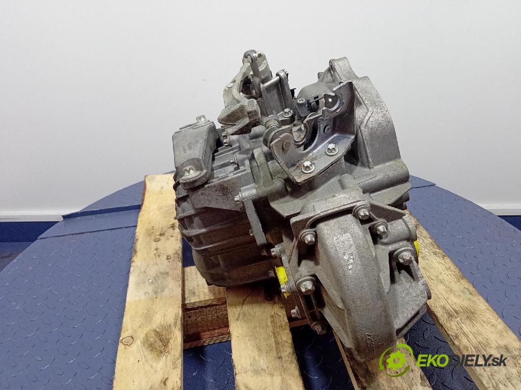 Opel Astra 2005 prevodovka Manualna M32