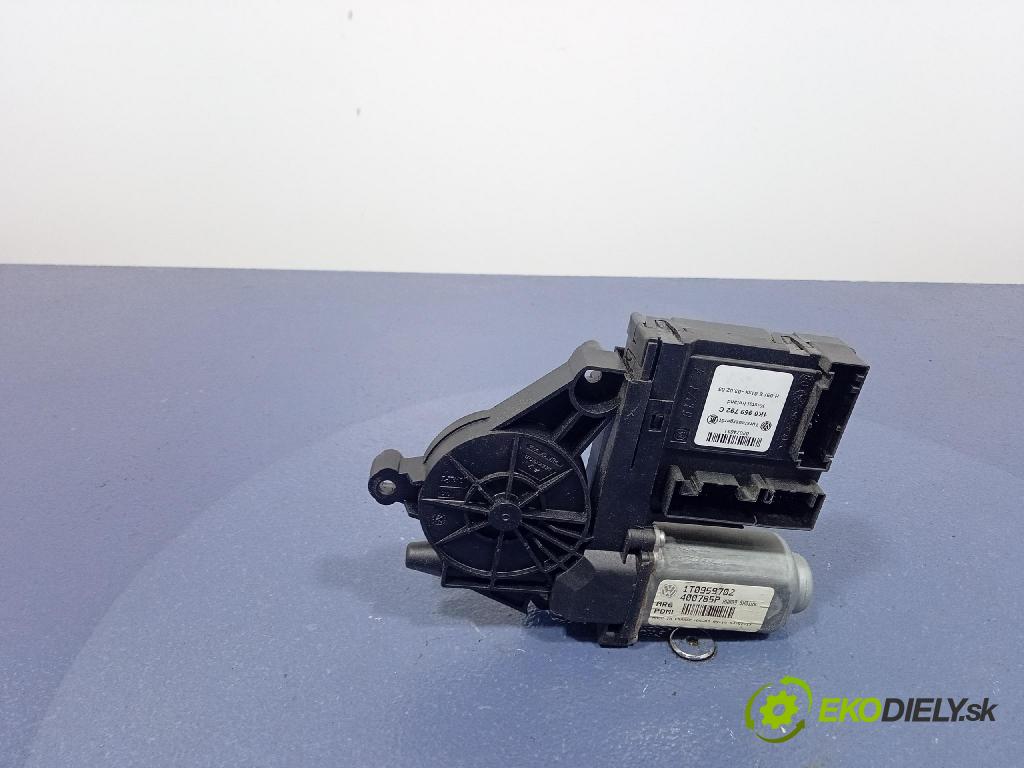 Skoda Octavia 2005 mechanismus stahování Sklenka: před v pravo: 1K0959792C