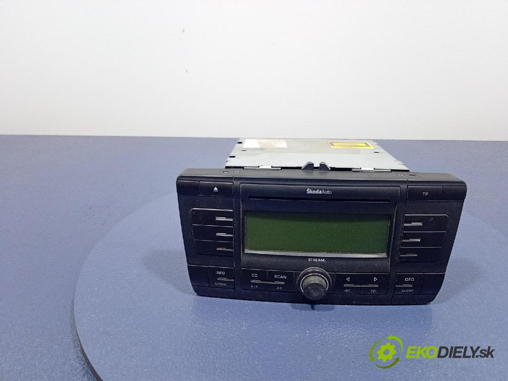 Skoda Octavia 2005 Radio I Navigácia: 1Z0035161A