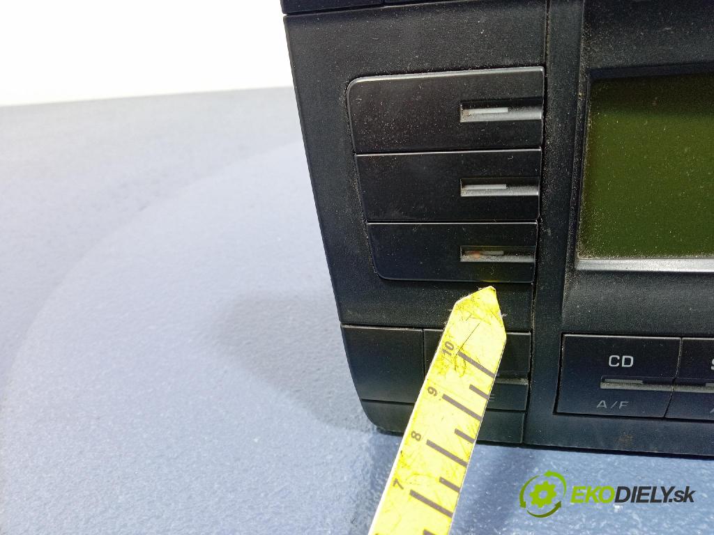 Skoda Octavia 2005 Radio I Navigácia: 1Z0035161A