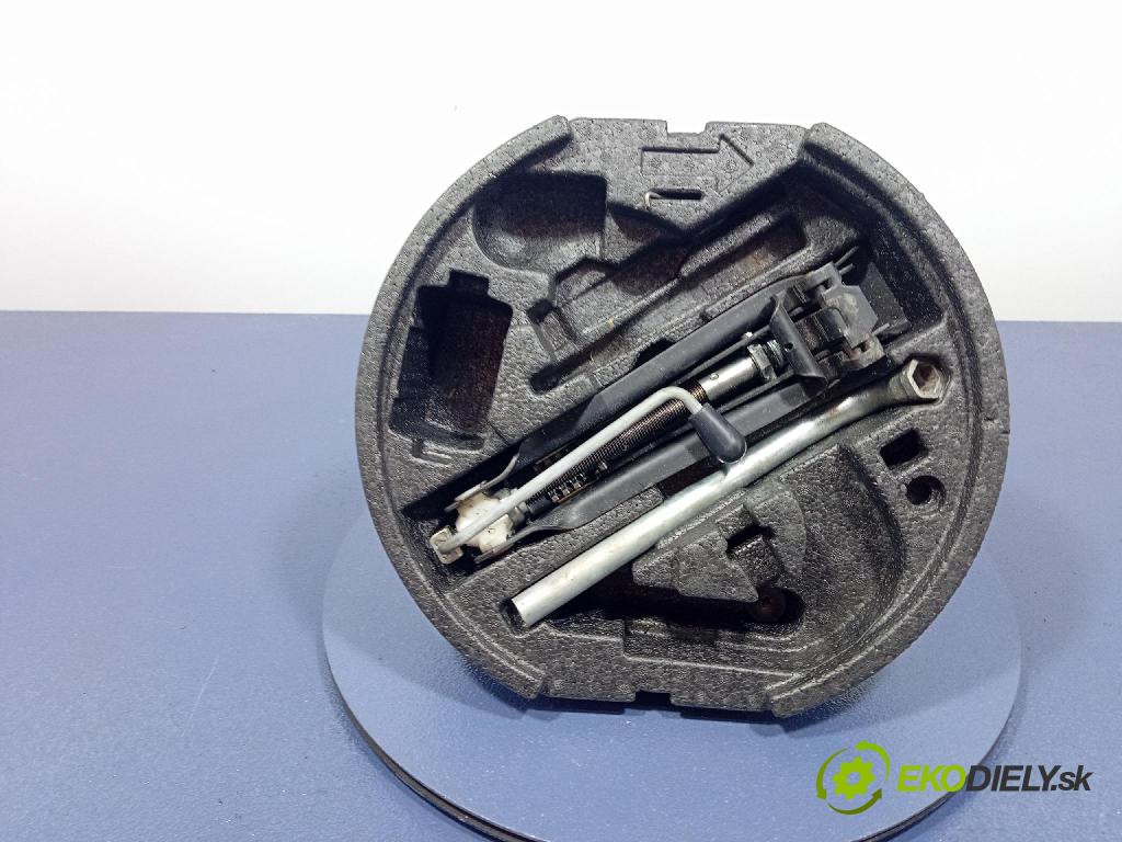 Skoda Octavia 2005 Kulisa radenia 1Z0012115