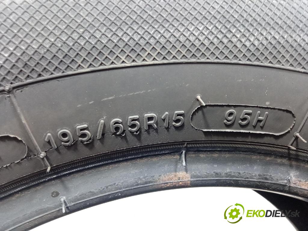 Vw Touran 2004 pneumatiky: Víceúrovňové 3528705135553
