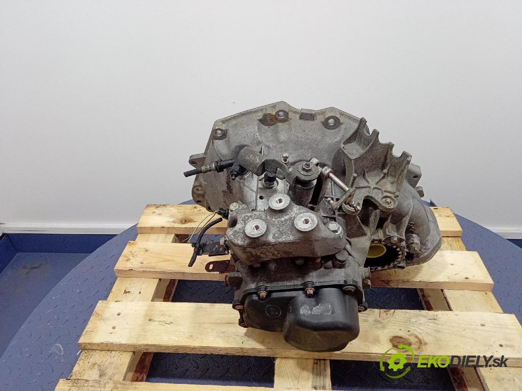 Opel Astra 2010 prevodovka Manualna U6W419