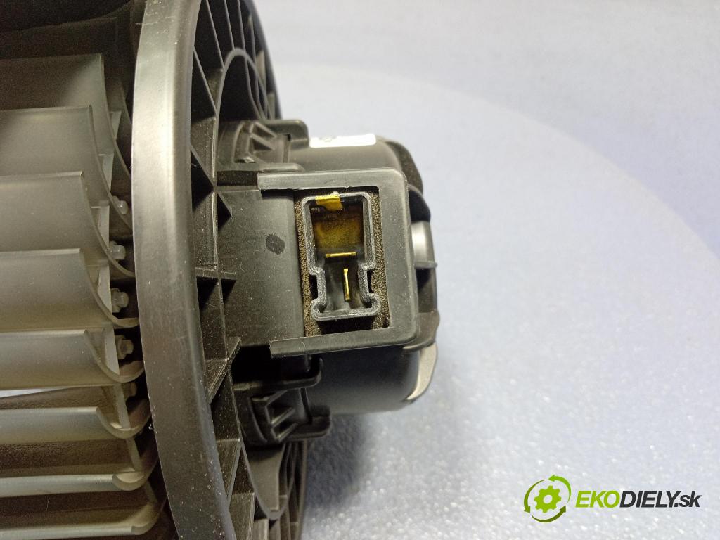 Chevrolet Spark 2013 ventilátor Vzduch: A123410341