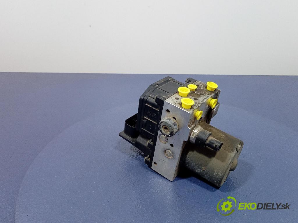 Audi A4 2001 čerpadlo ABS x 8E0614517