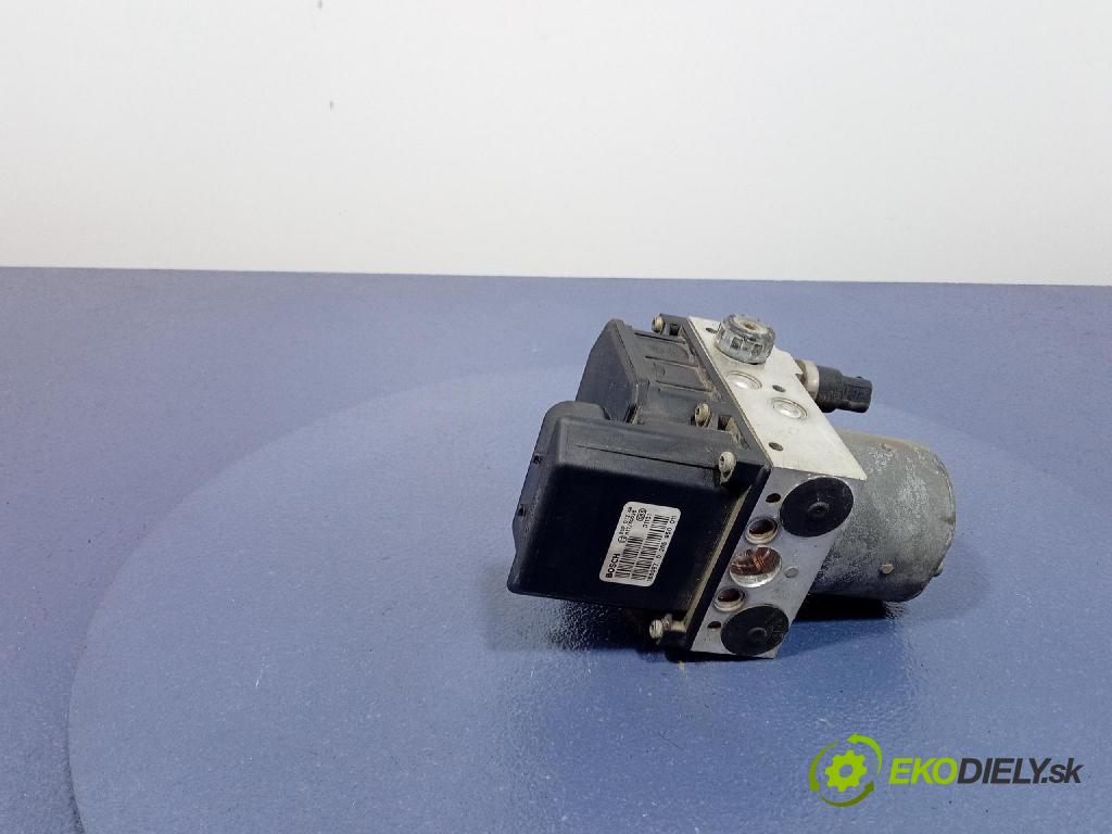 Audi A4 2001 čerpadlo ABS x 8E0614517