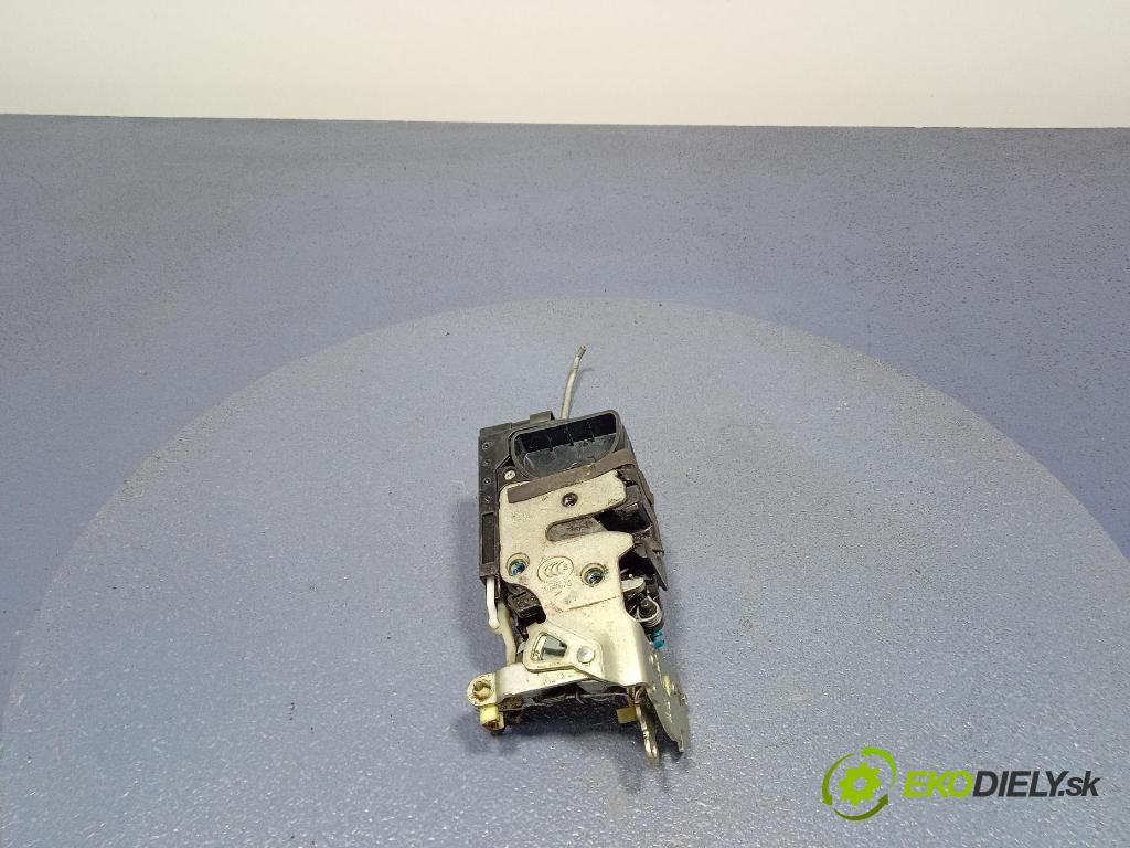 Chevrolet Spark 2013 zámek dveře před Levý:
