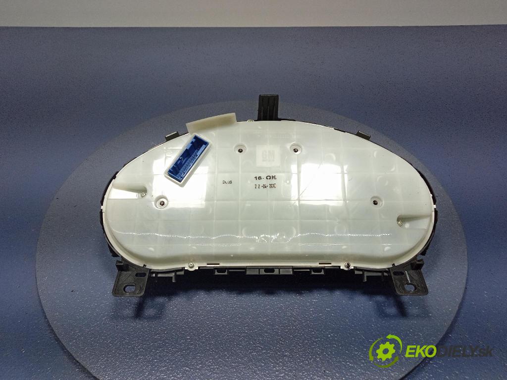 Opel Astra 2010 Přístrojová deska 13328265