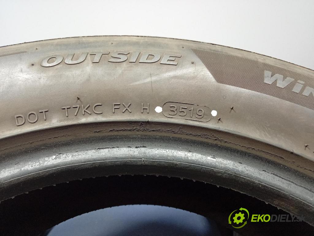 Volvo V70 0 pneumatiky: Zima 8808563373065