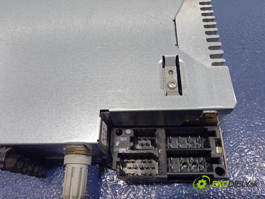 Renault Kangoo 2008 Radio I Navigácia: 8200531482