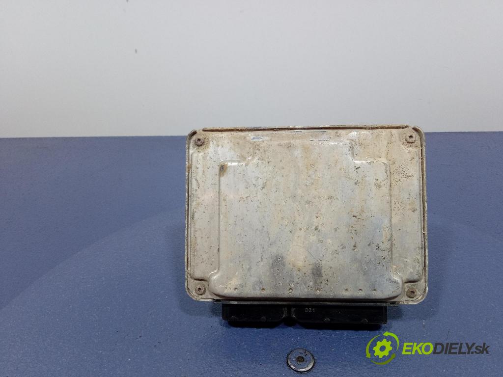 Vw Transporter 2000 riadiaca jednotka Motor: 074906018B
