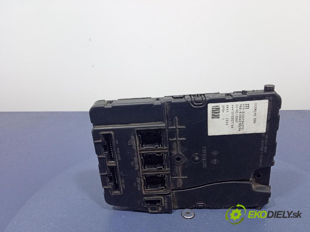 Renault Megane 2007 skrinka Poistky: 8200724370