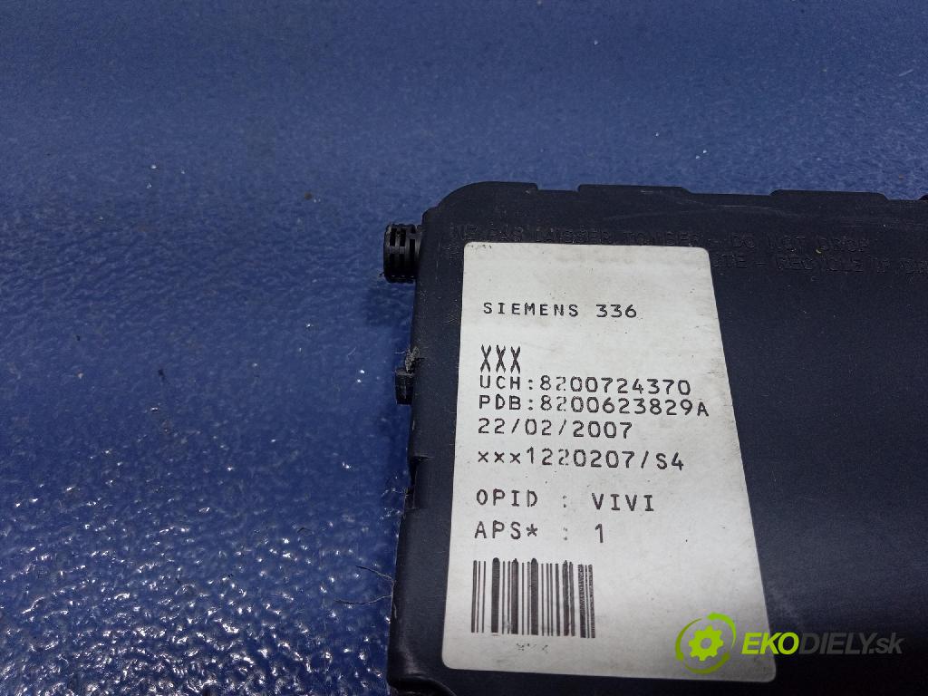 Renault Megane 2007 skrinka Poistky: 8200724370