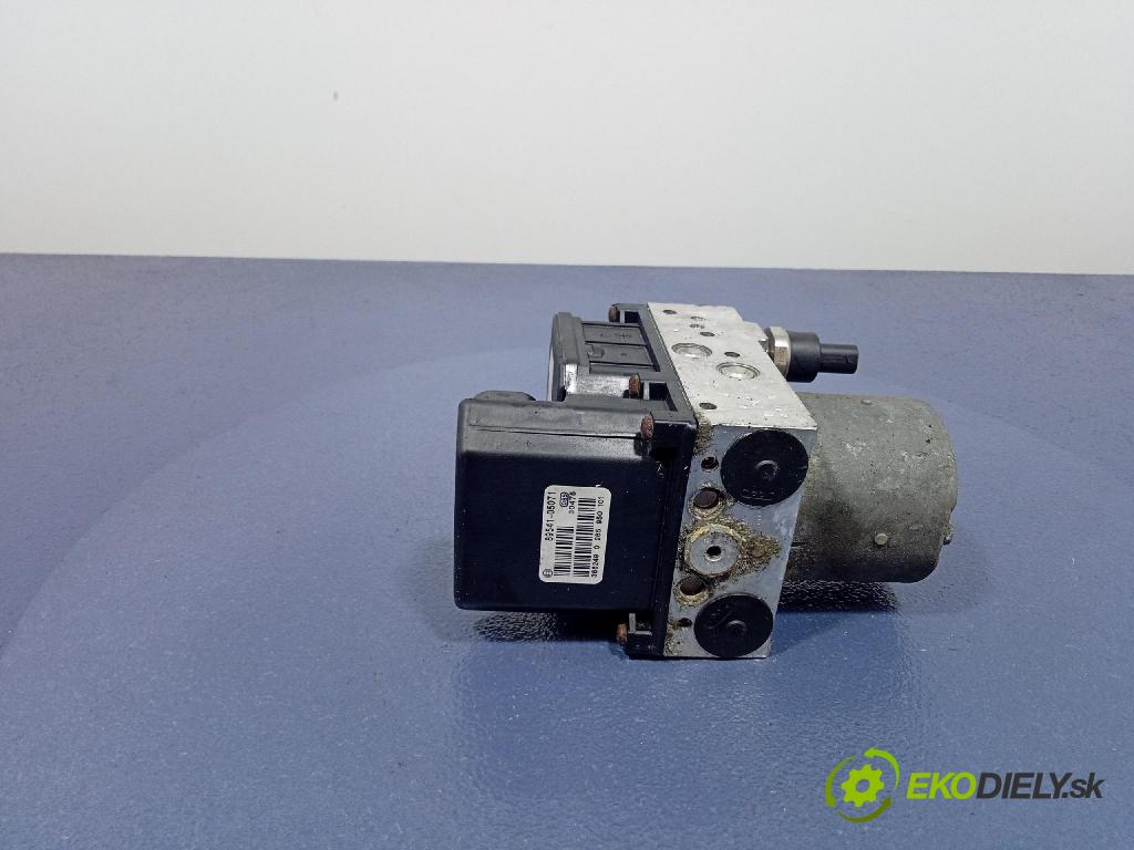 Toyota Avensis 2.0 d 2003 čerpadlo ABS x 44540-05031