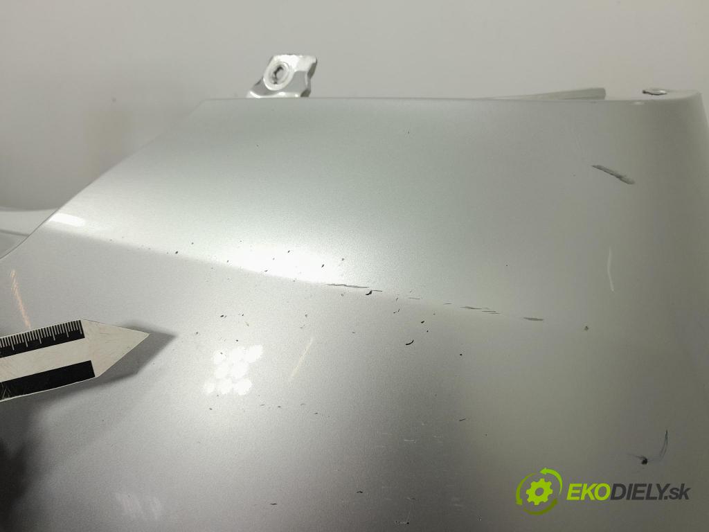 Renault Clio 2012 nárazník Zad: 01