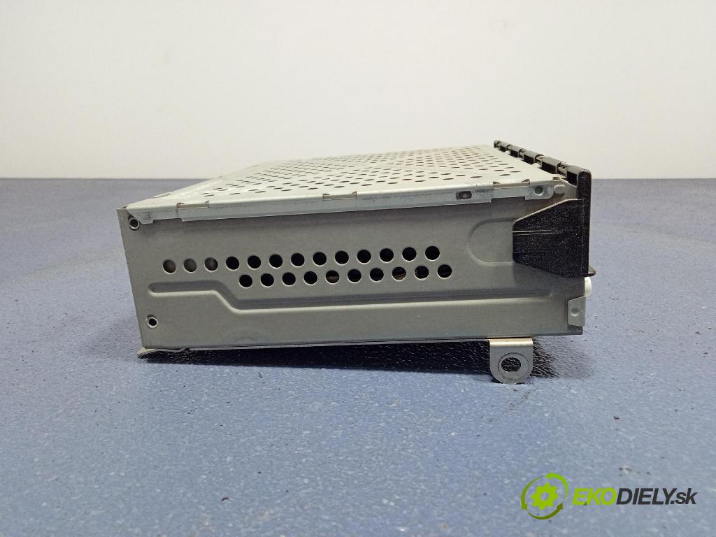 Audi A6 2005 Radio I Navigácia: 4F0035541L