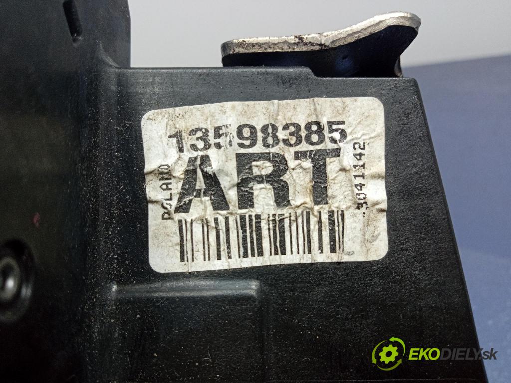 Opel Astra 2018 zámek dveře Zad: v pravo: 13598385