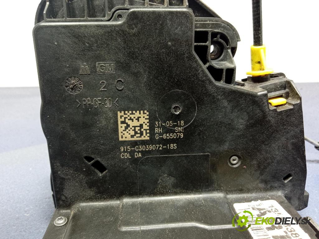 Opel Astra 2018 zámek dveře Zad: v pravo: 13598385