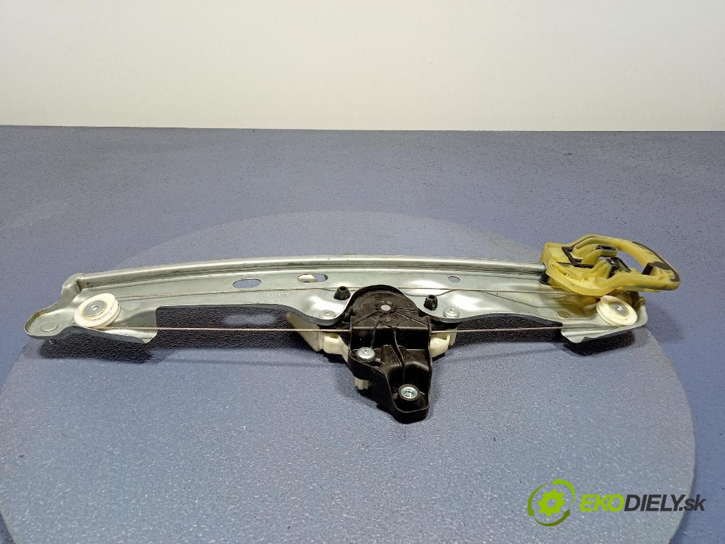 Opel Astra 2018 mechanismus stahování Sklenka: Zad: v pravo: 39142320