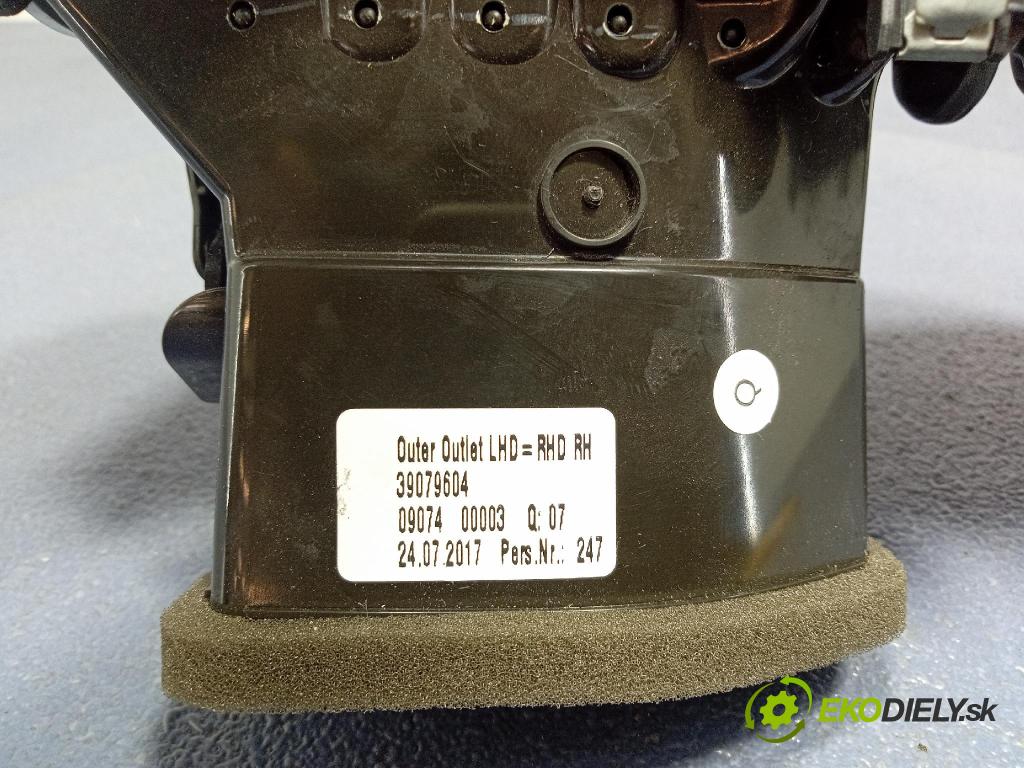 Opel Astra 2018 lišta Dekoratívní: Uvnitř 39129554