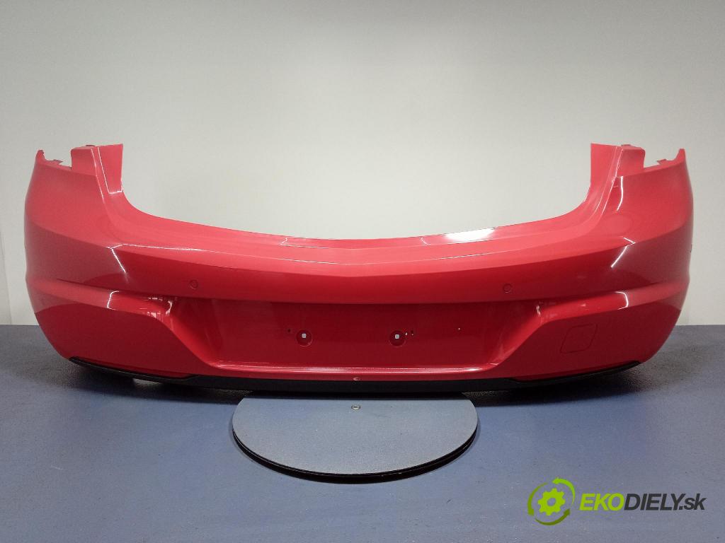 Opel Astra 2018 nárazník Zad: 39161692
