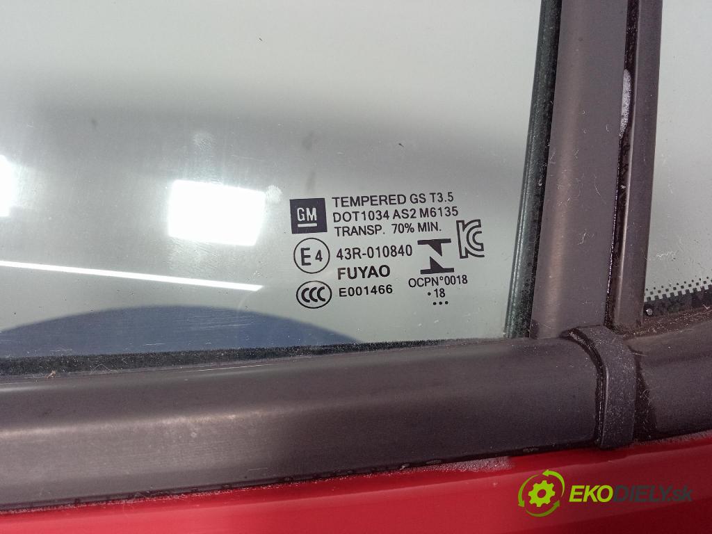 Opel Astra 2018 dveře Zad: Vlevo, odjet: 01