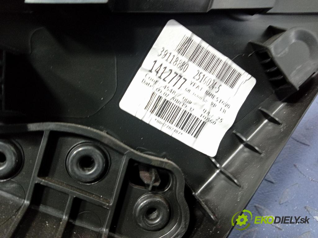 Opel Astra 2018 Tapacír: dveře Zad: levá 2514588