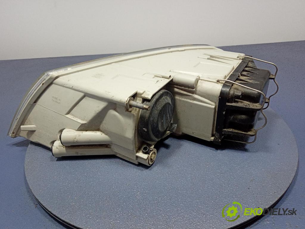 Skoda Octavia 2006 světlo v pravo: 20-A669