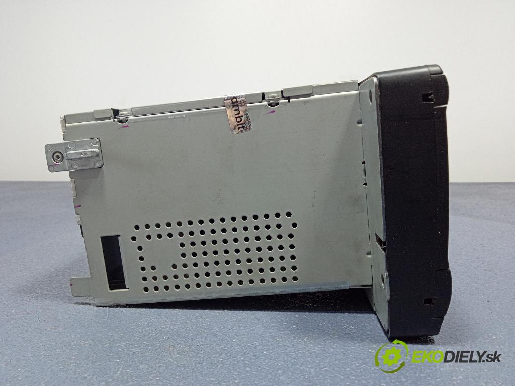 Skoda Octavia 2006 Radio I Navigace: 1Z0035161B