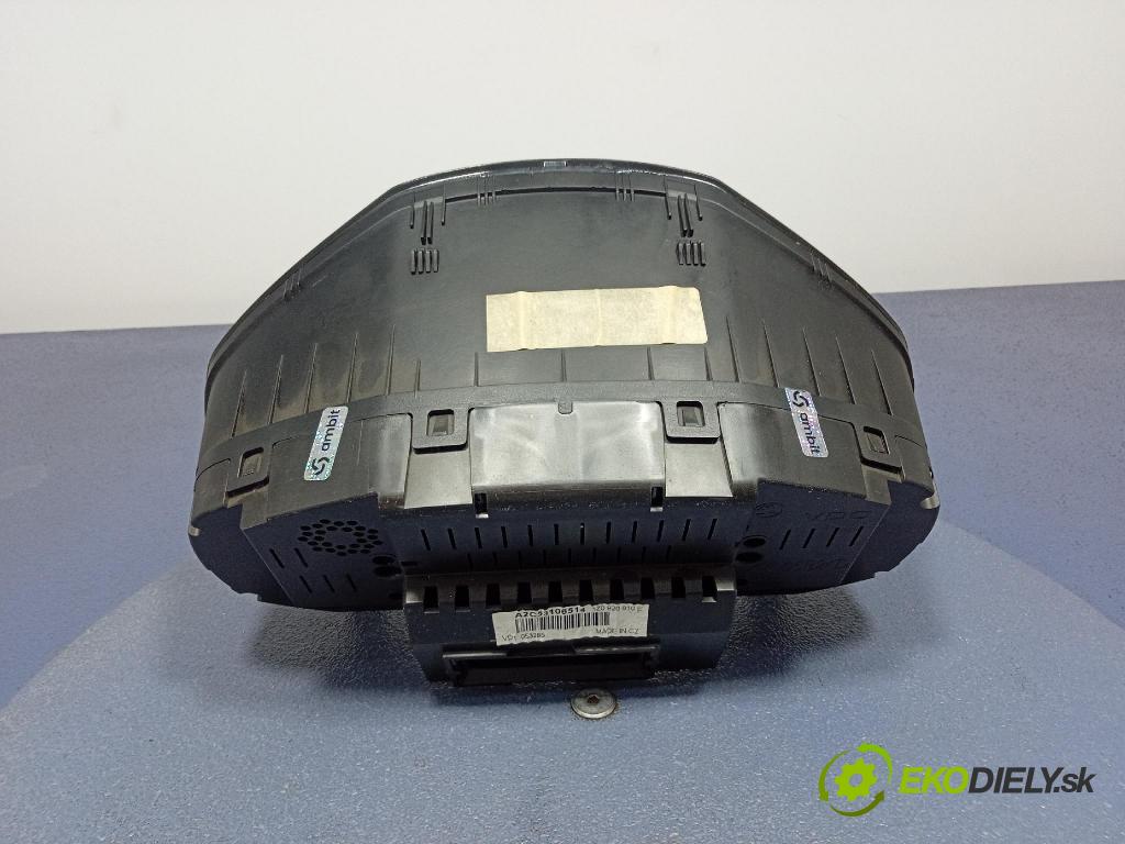 Skoda Octavia 2006 Přístrojová deska 1Z0920810E