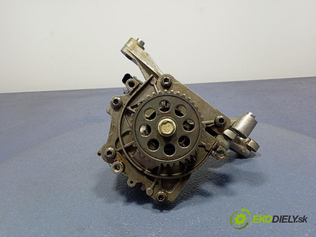Opel Astra 2018 čerpadlo Olej 55494790