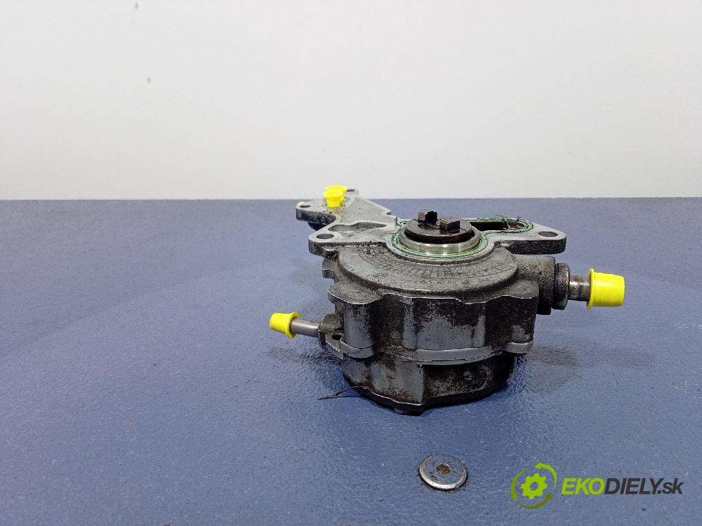 Audi A4 2003 čerpadlo vakuová DRM20004