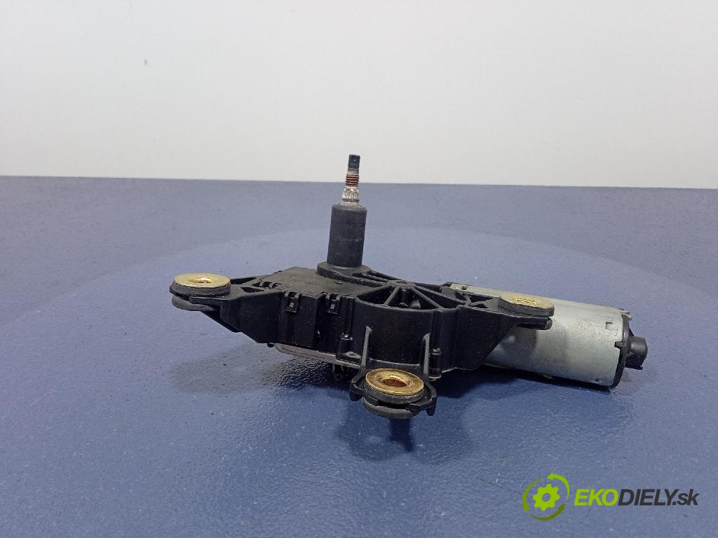 Audi A4 2003 motorek Stěrače: Zad: 8L0955711B