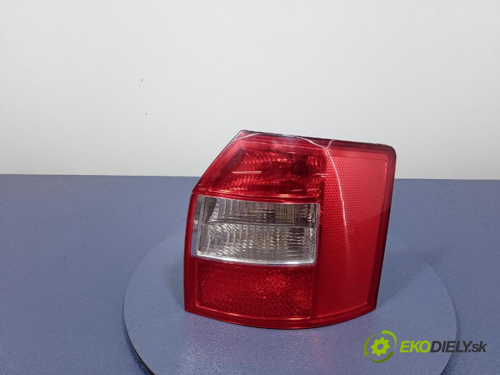 Audi A4 2003 světlo Zad: Práva: Mimo: 8E994509612S