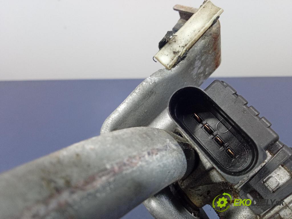 Audi A4 2003 mechanismus motorek Stěrače: před 8E1955119