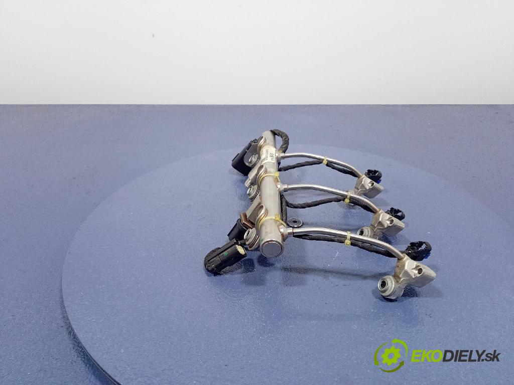 Opel Astra 2018 lišta Zásobování 55503970