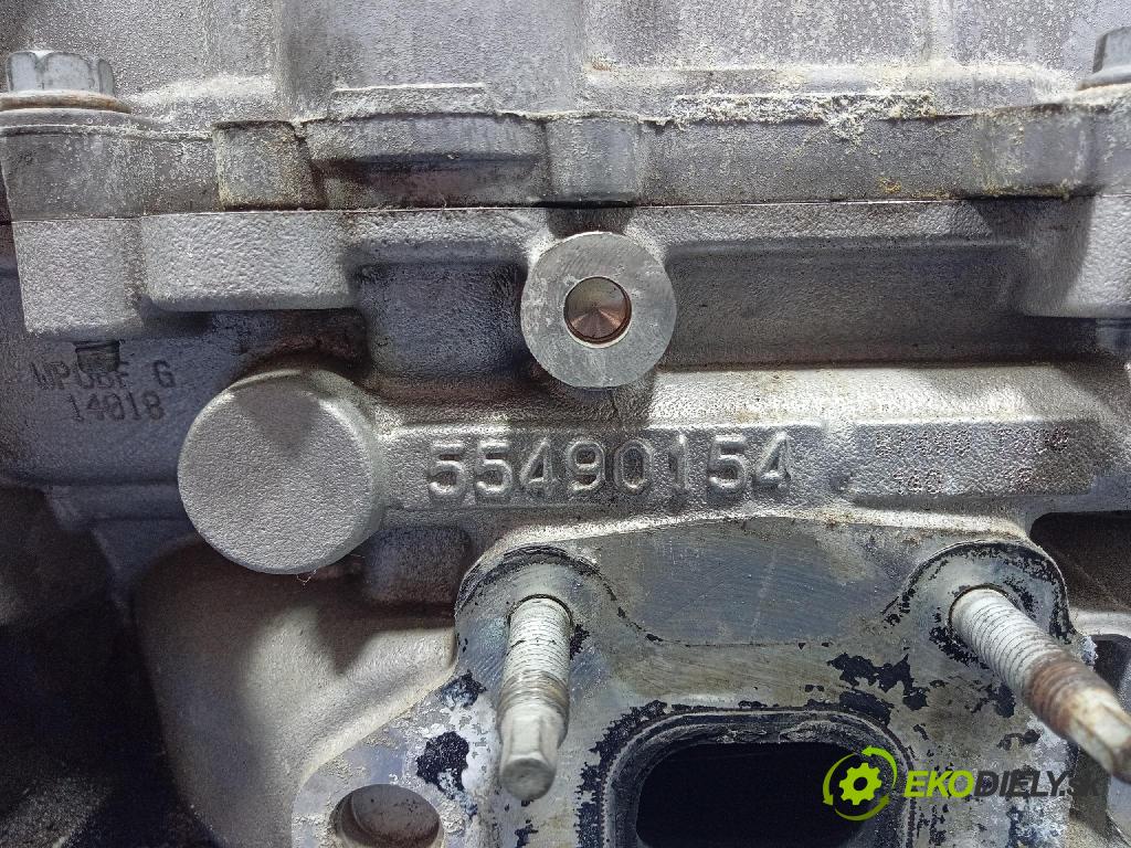 Opel Astra 2018 hlava Motor: 55490154