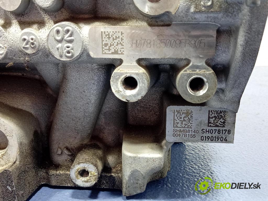 Opel Astra 2018 hlava Motor: 55490154