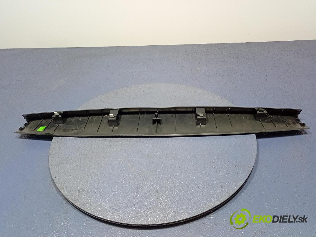 Vw Golf 0 Tapacír: kufr 5G9867605A