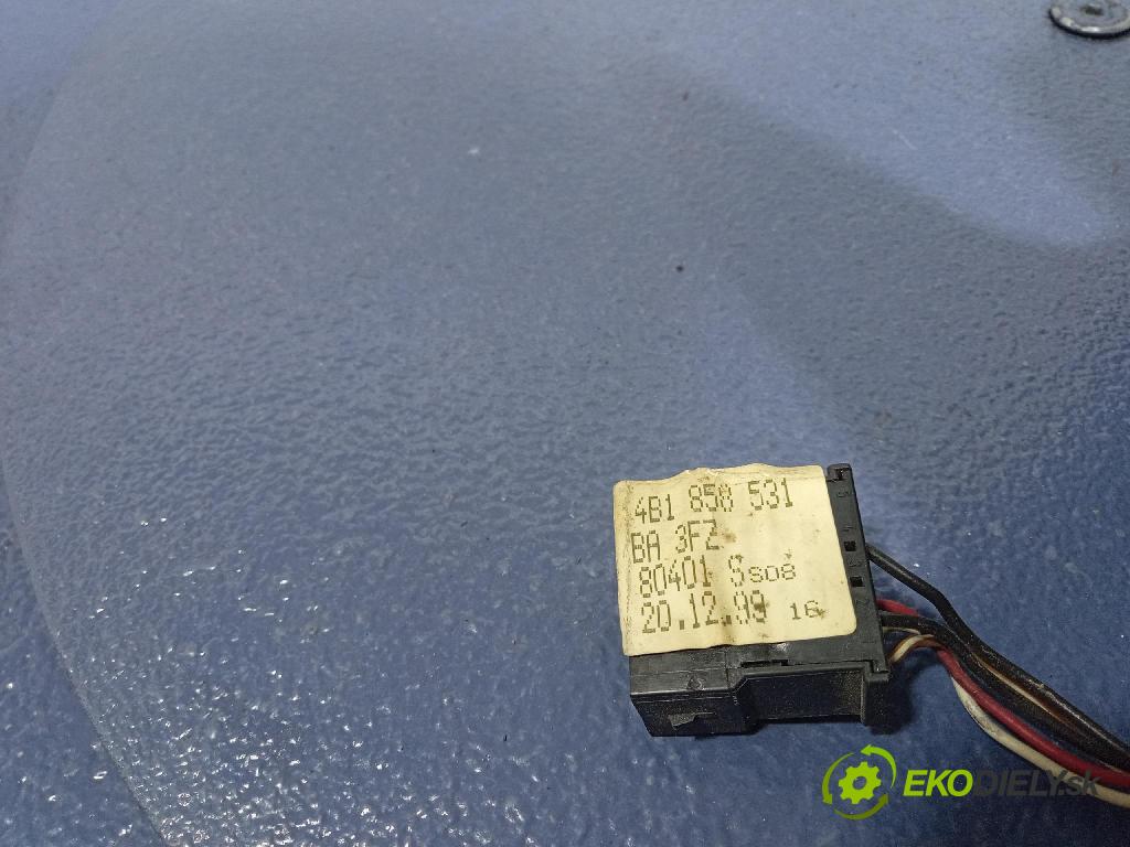 Audi A6 2000 zpětné zrcátko Vlevo, odjet: