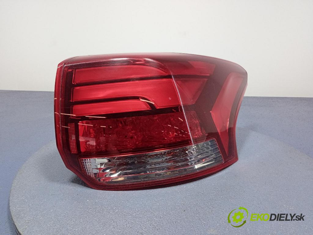 Mitsubishi Outlander 2018 světlo Zad: Práva: Mimo: STANLEY W2869