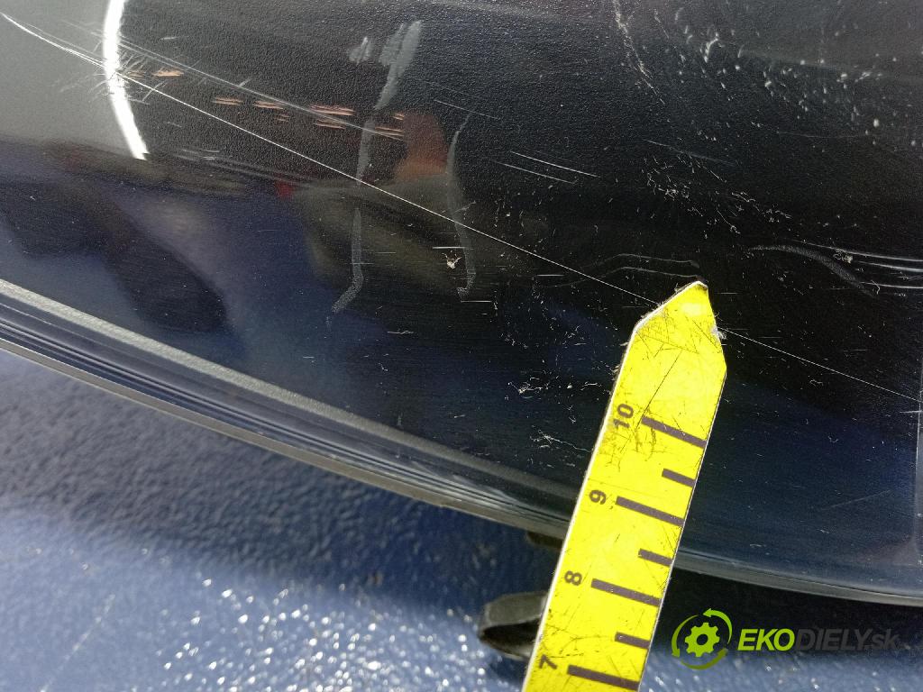 Toyota Yaris 0 světlo v pravo: 0D-195