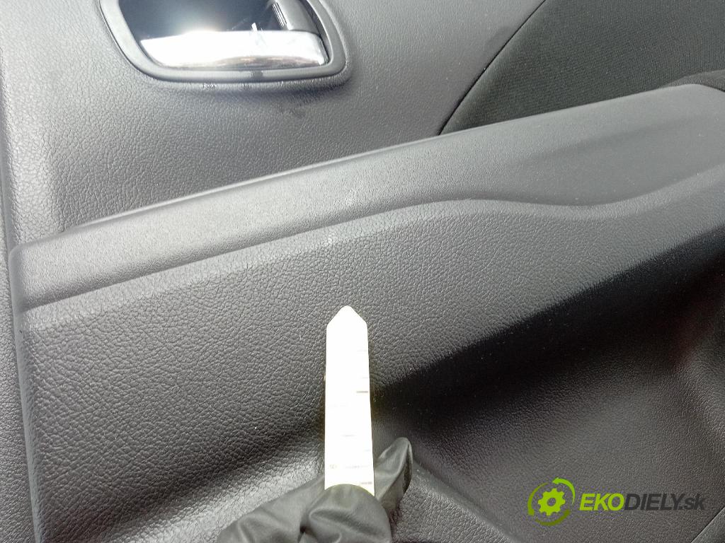 Mitsubishi Outlander 2018 Tapacír: dveře Zad: Práva: 7222B398XB