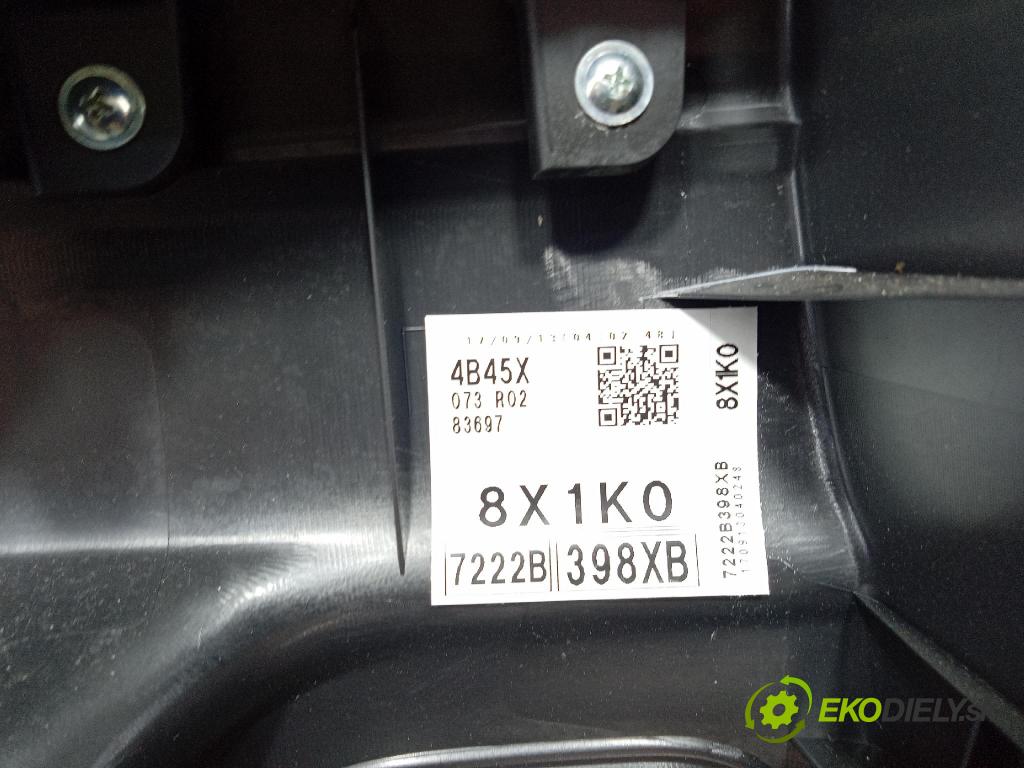 Mitsubishi Outlander 2018 Tapacír: dveře Zad: Práva: 7222B398XB