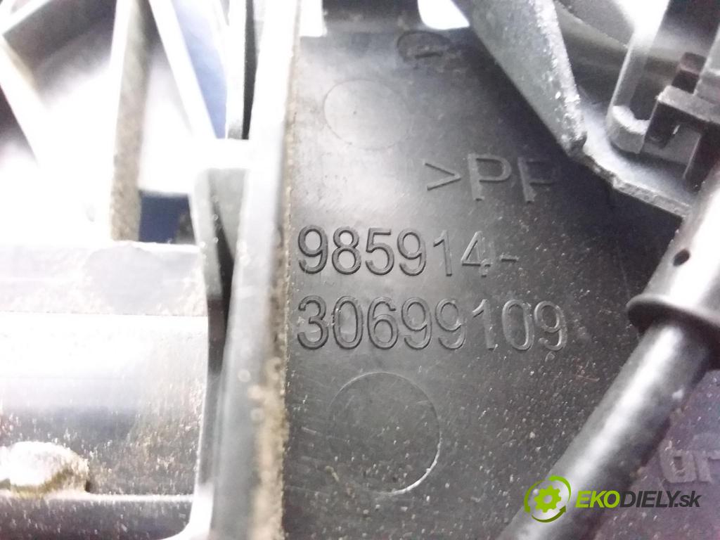 Volvo V50 2005 zámek dveře před Levý: 30699109