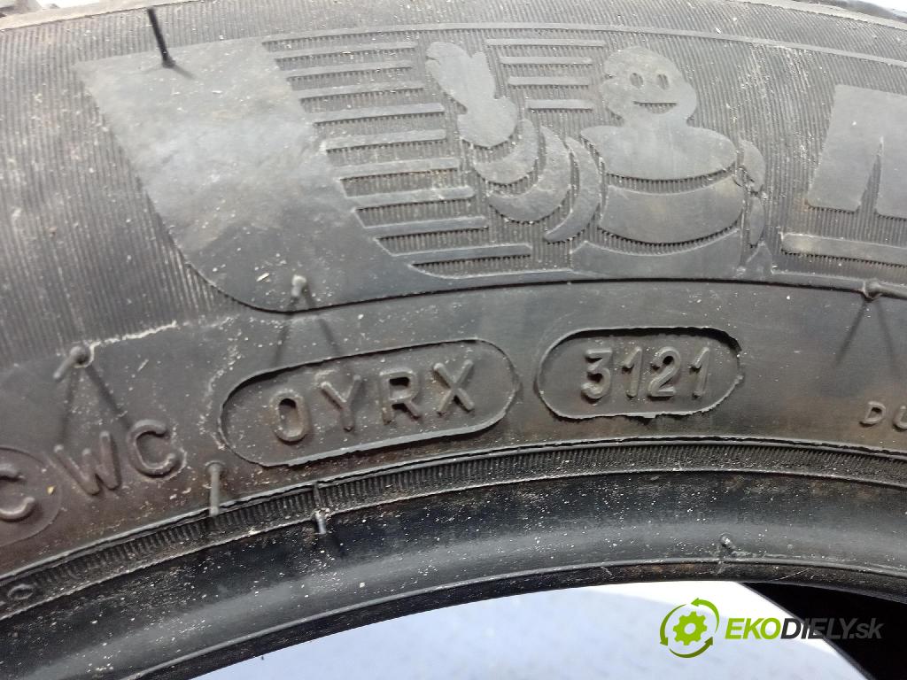 Opel Astra 2018 pneumatiky: Zima 3528706802737