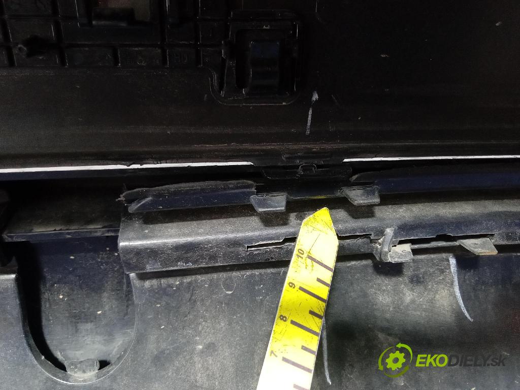 Bmw Seria 3 0 nárazník Zad: 8086106